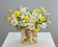 Весенняя авторская композиция в дизайнерском Art-Box