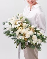 Коллекция Декабрь. Стильный новогодний букет с игрушками